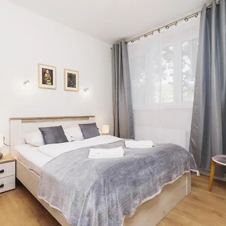Plac Na Groblach By Renters דירה קרקוב