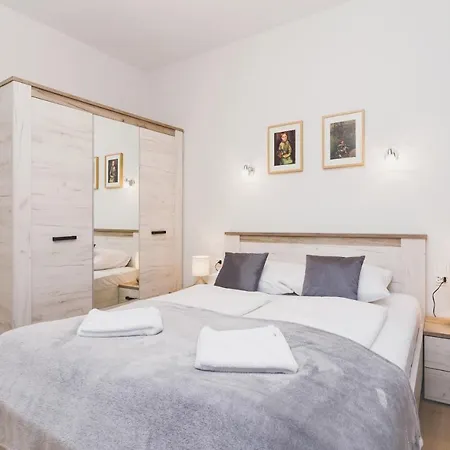 דירה Plac Na Groblach By Renters